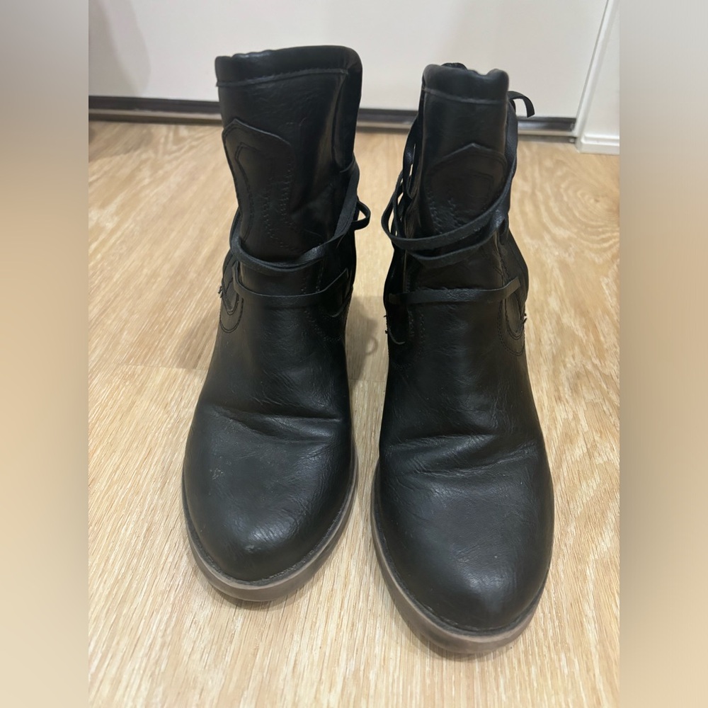 Sugar Saucy Booties
